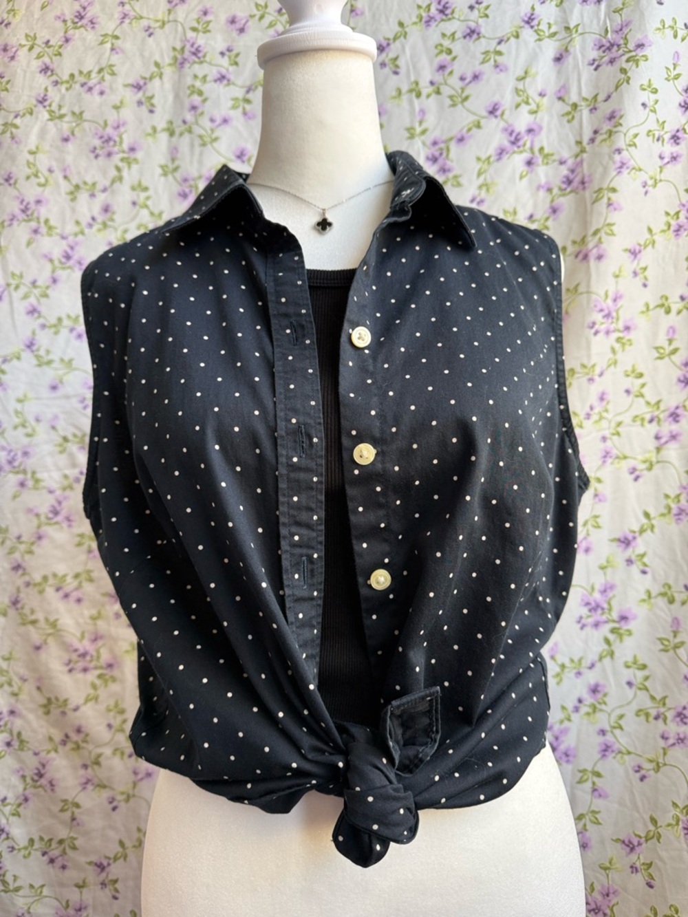 Banana Republic Navy/black with White Polka Dot Sleeveless Button-Down Shirt